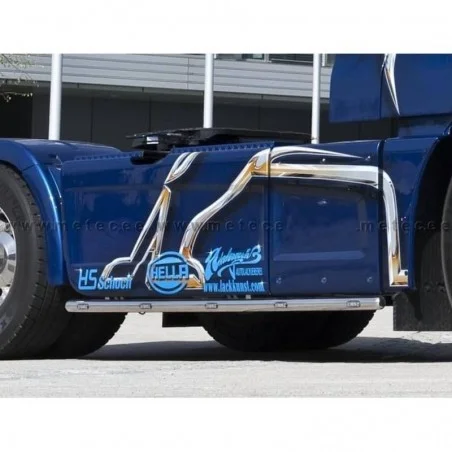 Rampes inox sous carénages compatibles Camion M-N TGX Euro 6 avec Leds empattement 3600mm