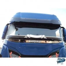 Habillage inox sous pare-brise Iveco S-Way