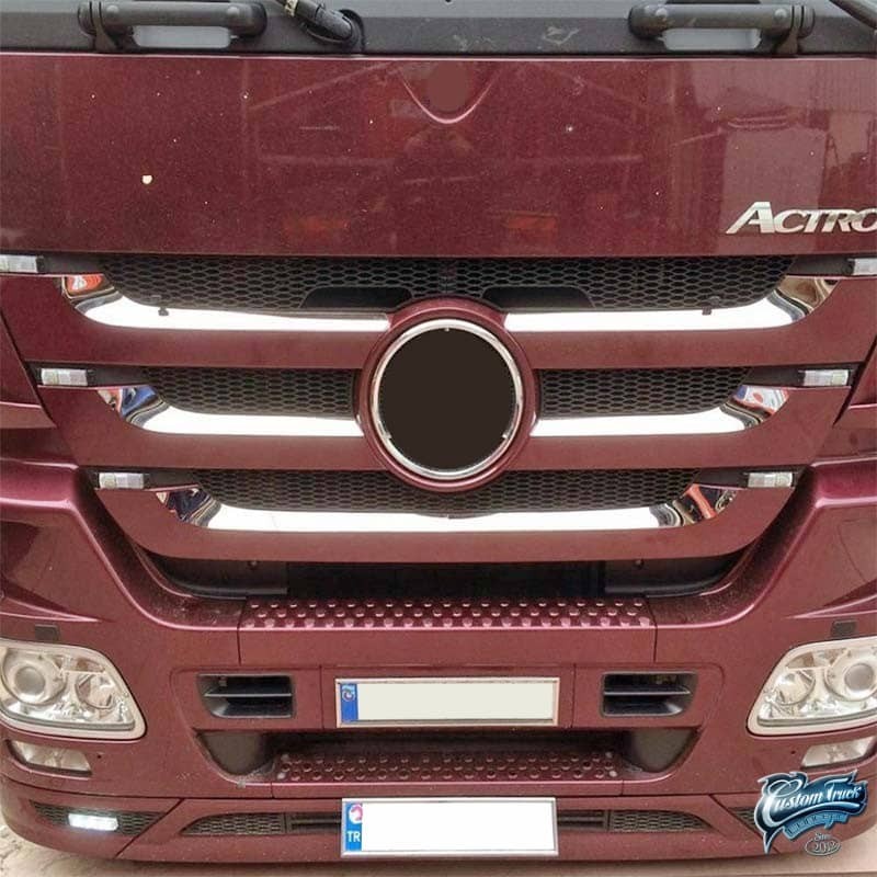 Intérieurs inox de Grille calandre Mercedes Actros MP3 Megaspace