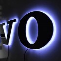 Logo noir Volvo lumineux LED pour calandre 24V blanc ou orange