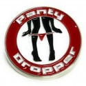 Pin's Panty Dropper Pin Up rouge noir et blanc en métal pour Routier