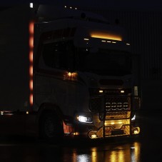 Phare longue portée LED Epix9 sur camion dans la nuit