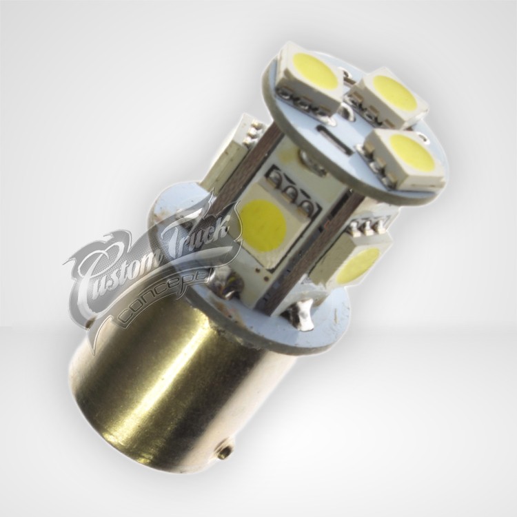 https://customtruckconcept.com/3583/ampoule-8-leds-ba15s-r5w-24-volts-couleur-au-choix-8-diodes-ampoules-a-leds-xenon.jpg