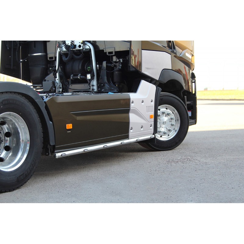 RAMPES INOX SOUS CARENAGES RENAULT T AVEC LEDS RAMPES INOX SOUS CARENAGES RENAULT T AVEC LEDS