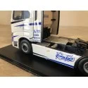 Maquettes Camions Iveco S-Way, vue sur le carénage du Poids Lourd blanc