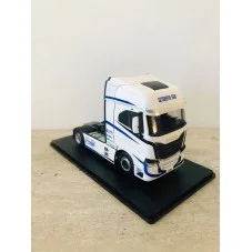 Maquettes Camions Iveco S-Way, vue de profil sur la cabine