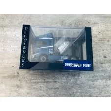 Maquettes Camions Iveco S-Way, vue sur le boîtier du Poids Lourd bleu