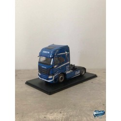 Maquettes Camions Iveco S-Way, autre vue du profil de cabine du Poids Lourd bleu
