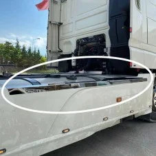 Habillages inox sur carénages Daf XF 106