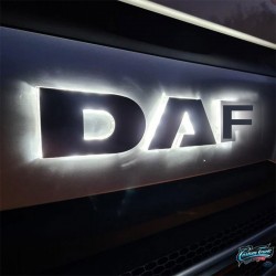 Logo lettrage Daf lumineux de Calandre blanc
