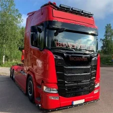 Visière Scania NTG 230x35cm découpe pour 7 veilleuses