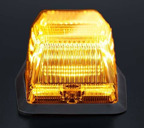 Vue de côté du Feu double ampoule IZE LED Orange et Flash